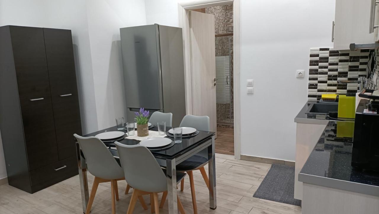 Appartamento Peaceful Oasis Atene Esterno foto