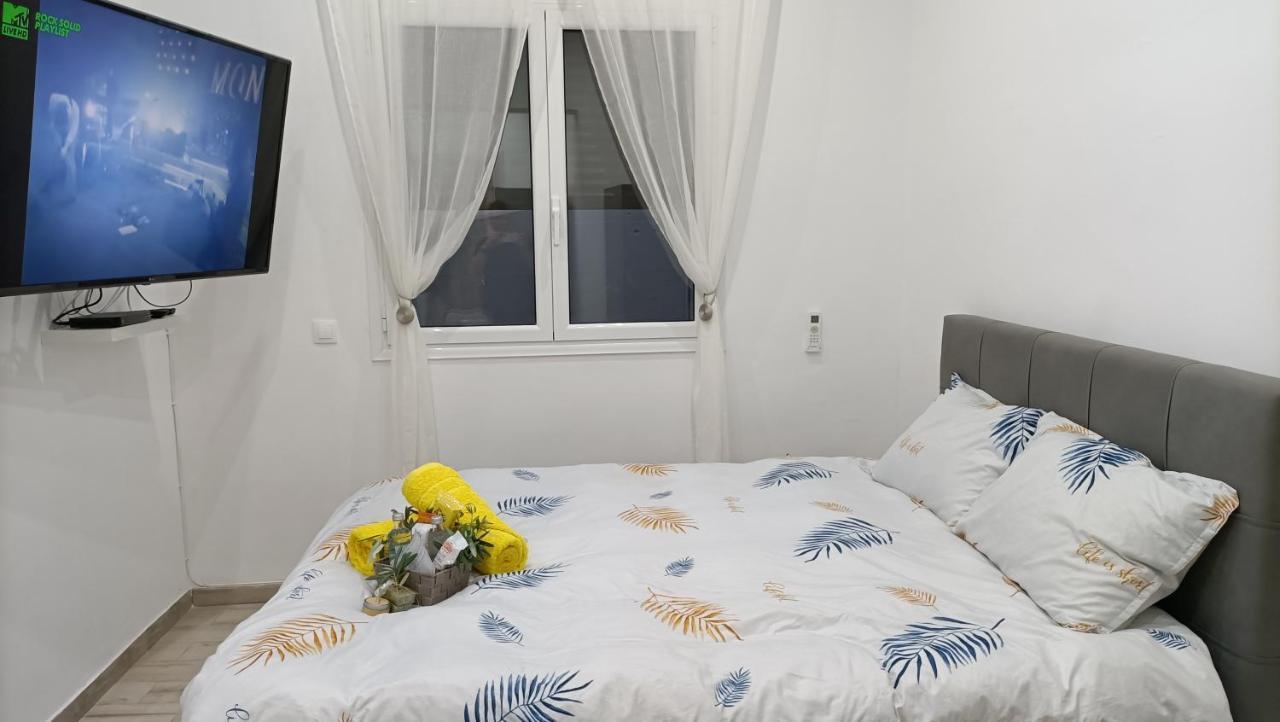 Appartamento Peaceful Oasis Atene Esterno foto